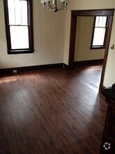 Building Photo - 142 N East St