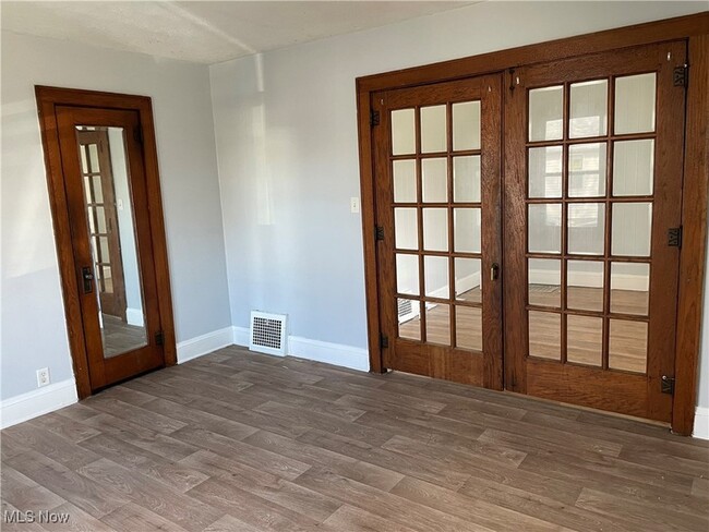 Building Photo - 1083 Stroman Ave
