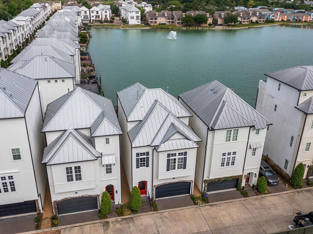 Foto principal - 2234 Lakeshore Edge Dr