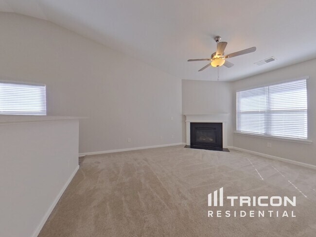 Foto del edificio - 28 High Point Way