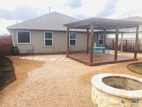 Building Photo - 448 Mallow Dr