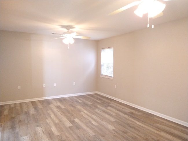 Foto del edificio - 6250 Bellaire Dr