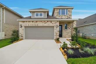 Building Photo - 27039 Blue Pool Dr