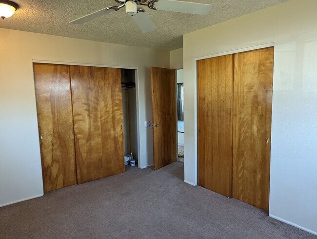 Foto del edificio - Spacious Clarkston 3 bed/2 Bath Pet-friendly House with Large Fenced Backyard