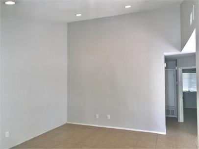 Foto del edificio - 2/1 Duplex in Great North Austin Location