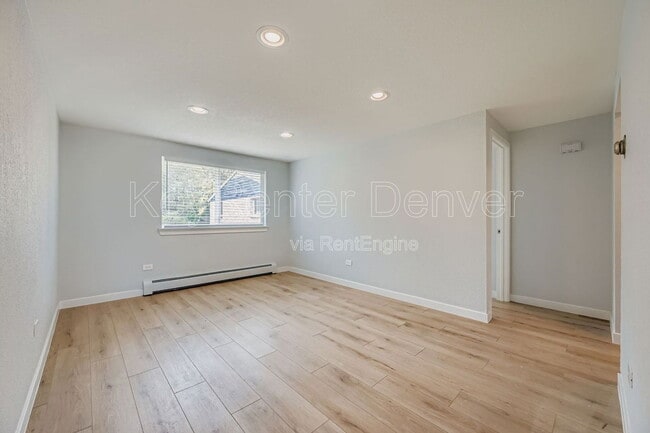 Foto del edificio - 2356 S Linden Ct