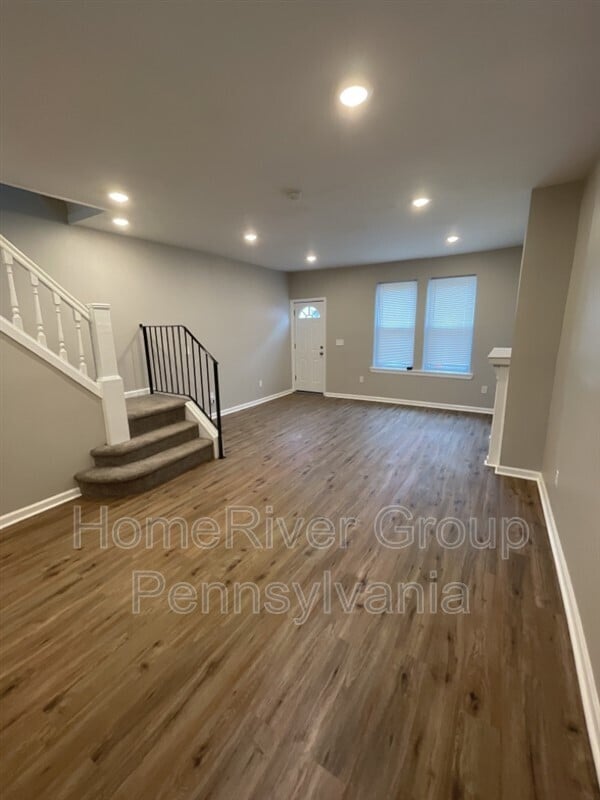 Building Photo - 3840 N Percy St