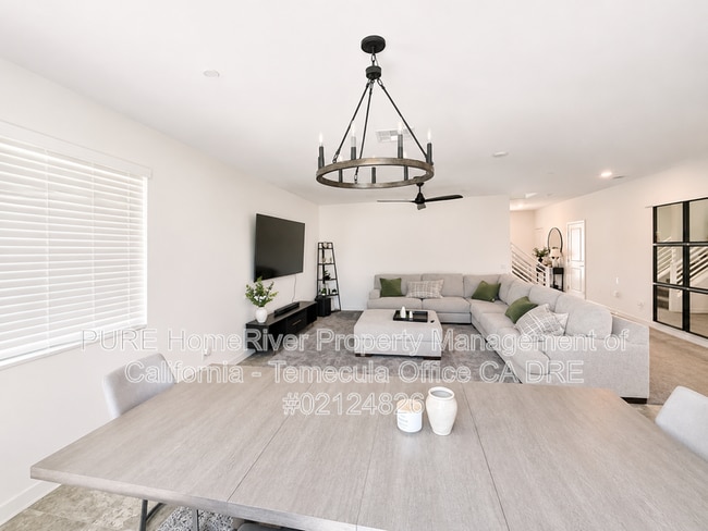 Photo - 16750 Yarrow Ln House