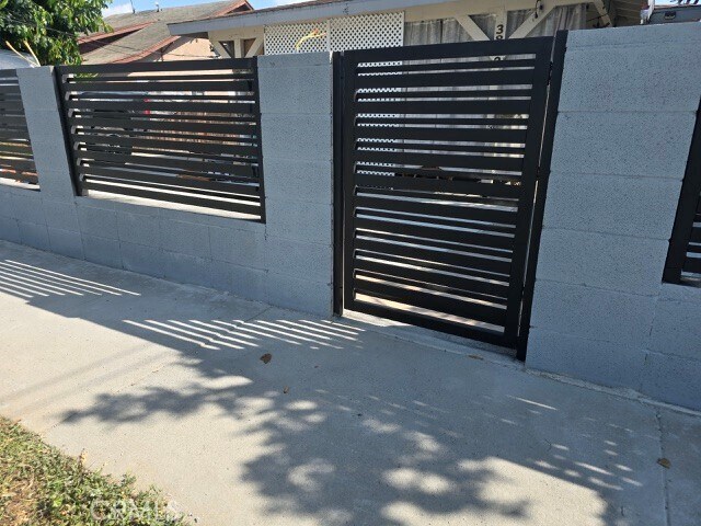 Foto del edificio - 3824 Princeton St