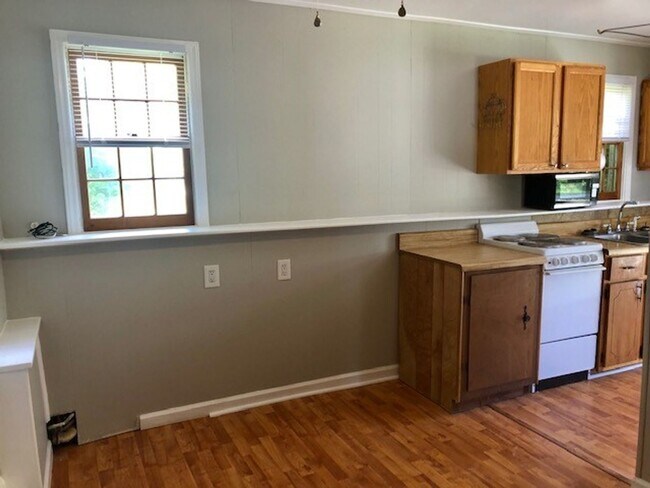 Foto del edificio - Move in Ready! Move-in Special of $250 off...