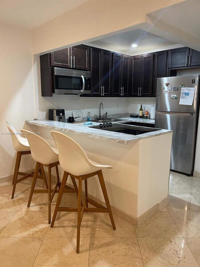 Foto del edificio - 3545 NE 167th St