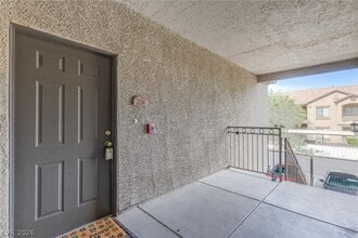 Building Photo - 8250 N Grand Canyon Dr