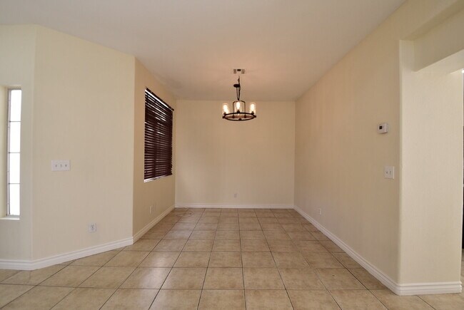 Building Photo - Charming 3-Bedroom, 2.5-Bath Two-Story Home At Smoke Ranch!