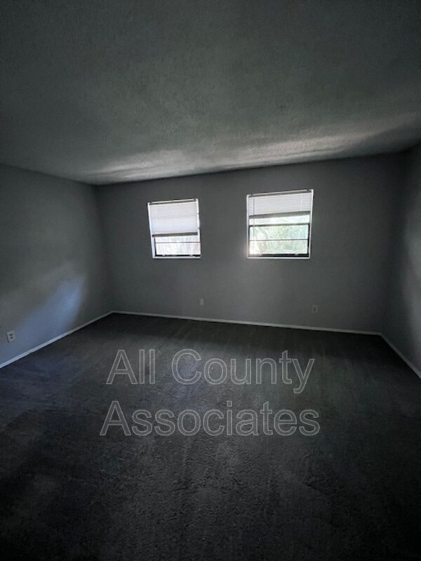 Building Photo - 8947 Cochise Ln