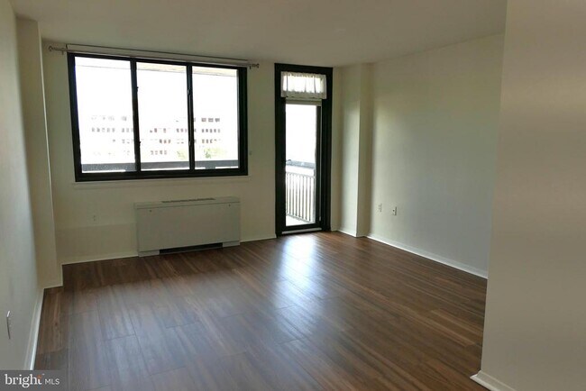 Foto del edificio - 801 N Pitt St