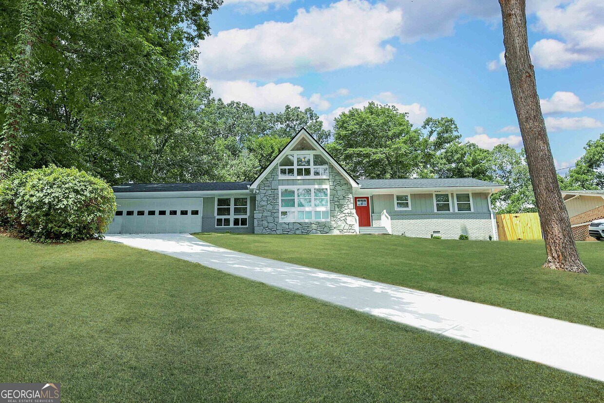 2934 Dunnington Cir, Atlanta, GA 30341 House Rental in Atlanta, GA