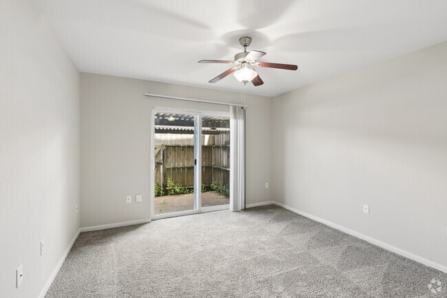 2BR, 2BA - 1,085SF - Primary Bedroom - Meyer Oaks