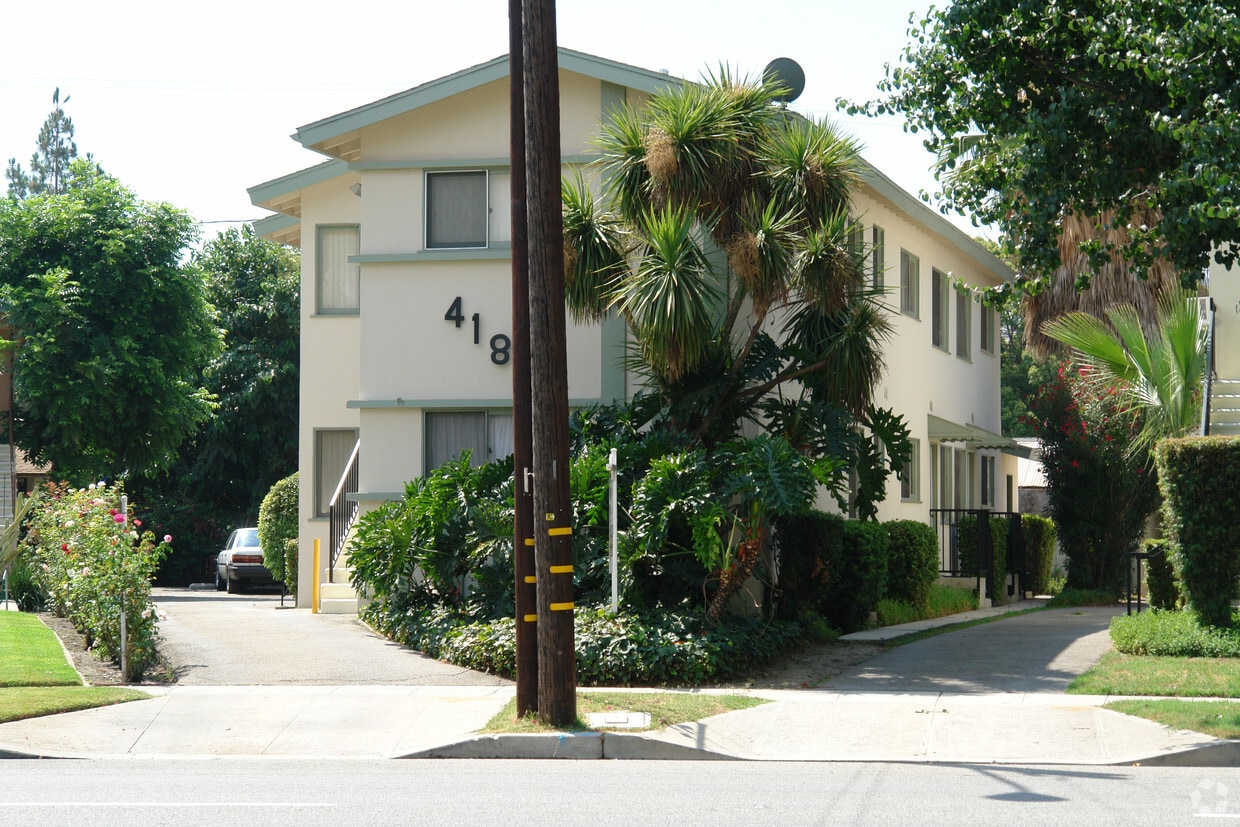 Building Photo - 418 W Alameda Ave