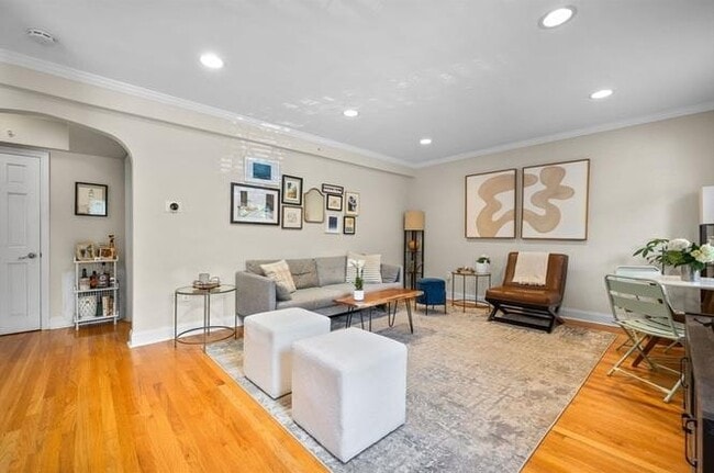 Foto del edificio - 27 Commonwealth Ave