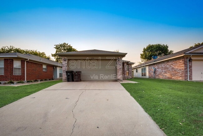 Building Photo - 10536 Towerwood Dr