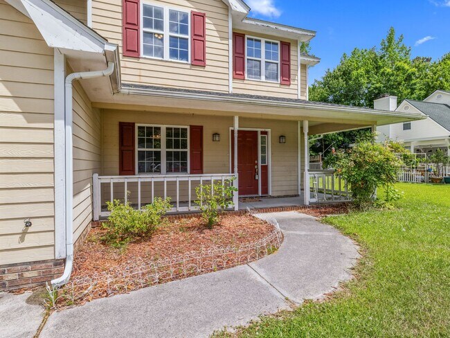 Foto del edificio - Country Club Area!