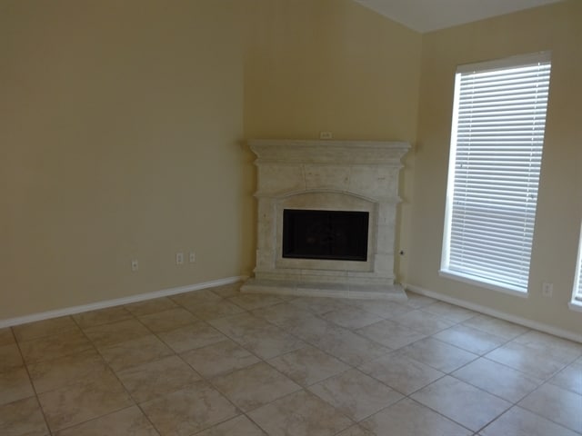 Building Photo - 13501 White Cloud Court