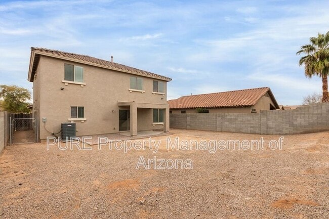 Building Photo - 13918 W Country Gables Dr