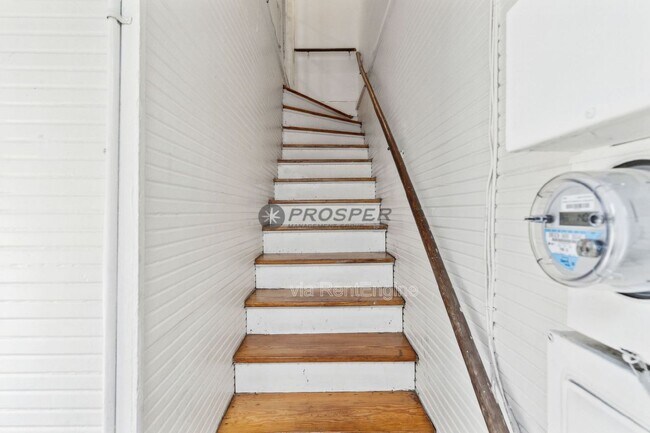 Foto del edificio - 72 1/2 King Street