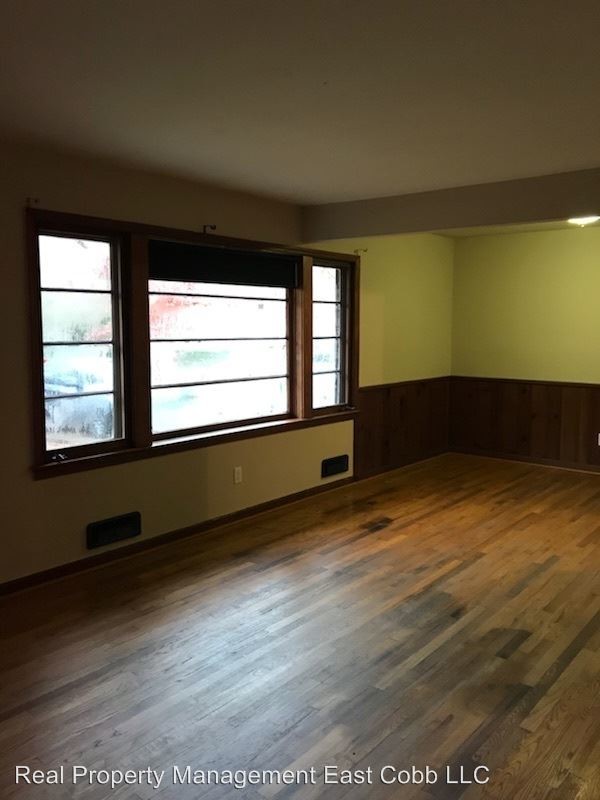 Foto del edificio - 1664 Richwood Dr NE