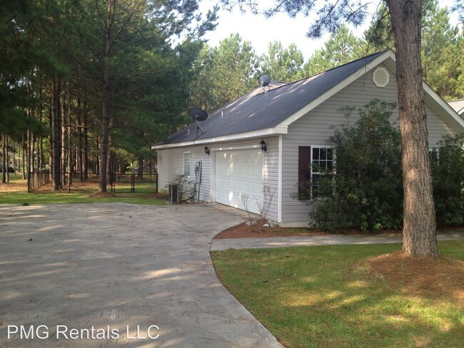 Building Photo - 1205 Brooklet S Dr