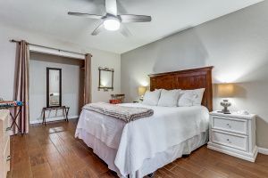 Foto del edificio - 2114 W Magnolia Ave