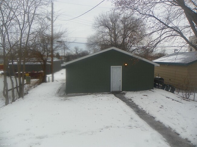Building Photo - 4 br, 2.5 bath House - 969 Carroll Avenue