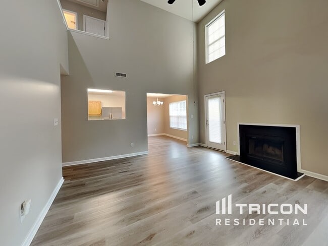 Building Photo - 4309 Grandover Dr