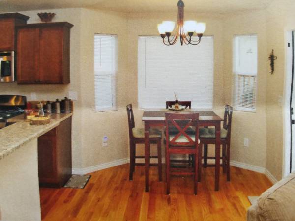 Building Photo - 3608 Woodhaven Dr