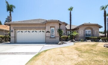 Building Photo - 10023 Rosebud Ave