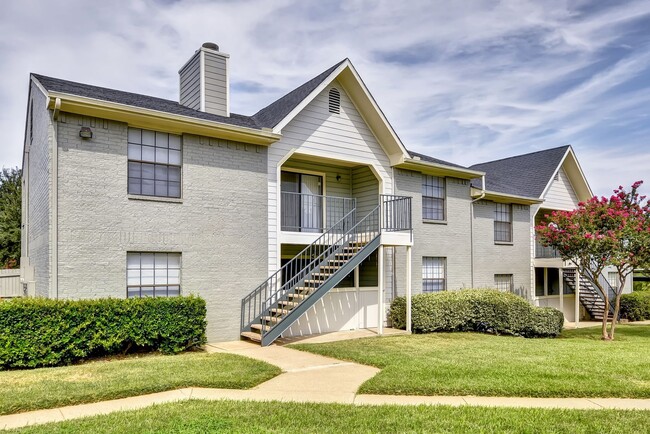 Fieldcrest Apartments Apartments - Carrollton, TX | Apartments.com