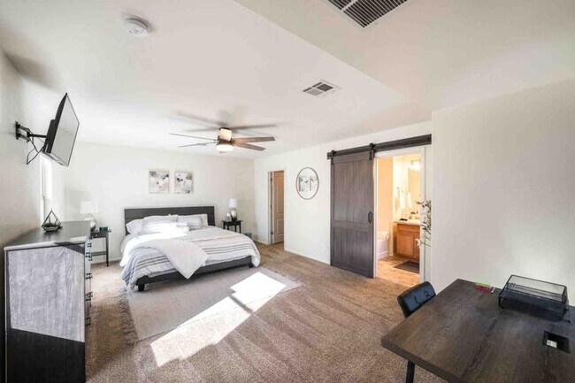 Foto del edificio - 10948 W Elm St