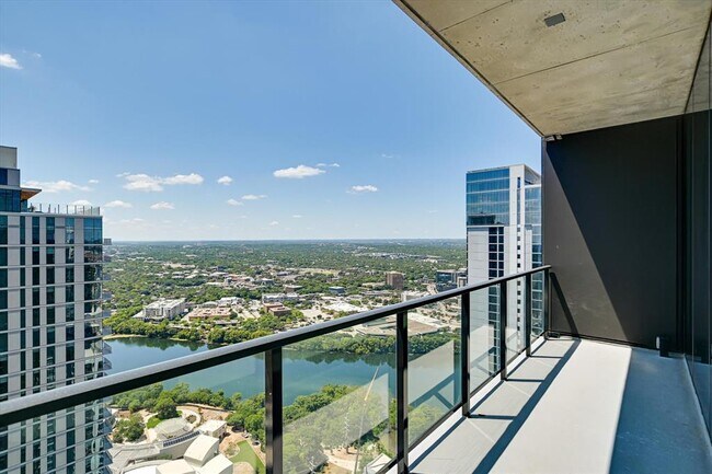 Foto del edificio - 610 Davis St