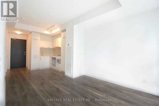 Building Photo - 87 Peter St