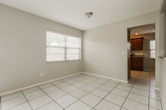 Foto del edificio - 3222 Las Brisas Dr