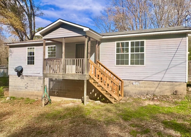 Building Photo - 132 Lola St