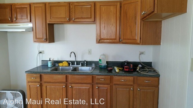 Building Photo - 1 br, 1 bath House - 774 Onehee Street