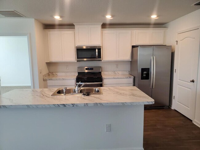 Foto del edificio - BRAND NEW Home in St. Augustine's Gated En...