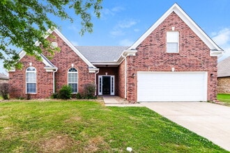 Building Photo - 4276 Louden Dr