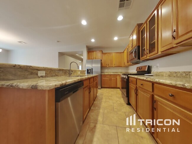 Building Photo - 7561 W Berridge Lane Glendale AZ