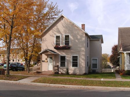 Building Photo - 235 N Beaumont Rd
