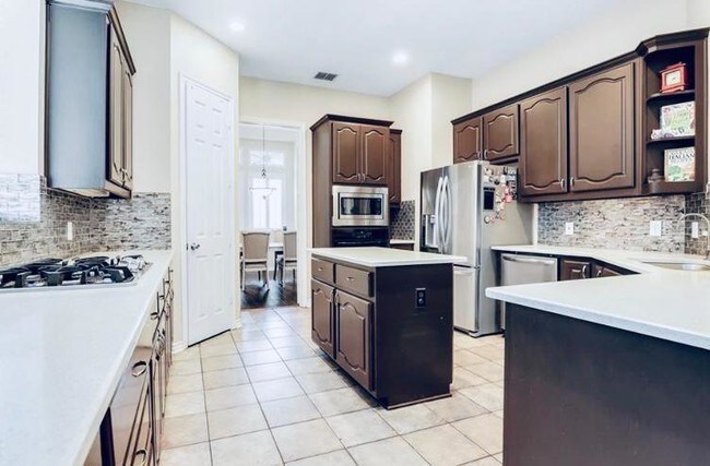 Foto del edificio - 3416 Nickel Creek Dr