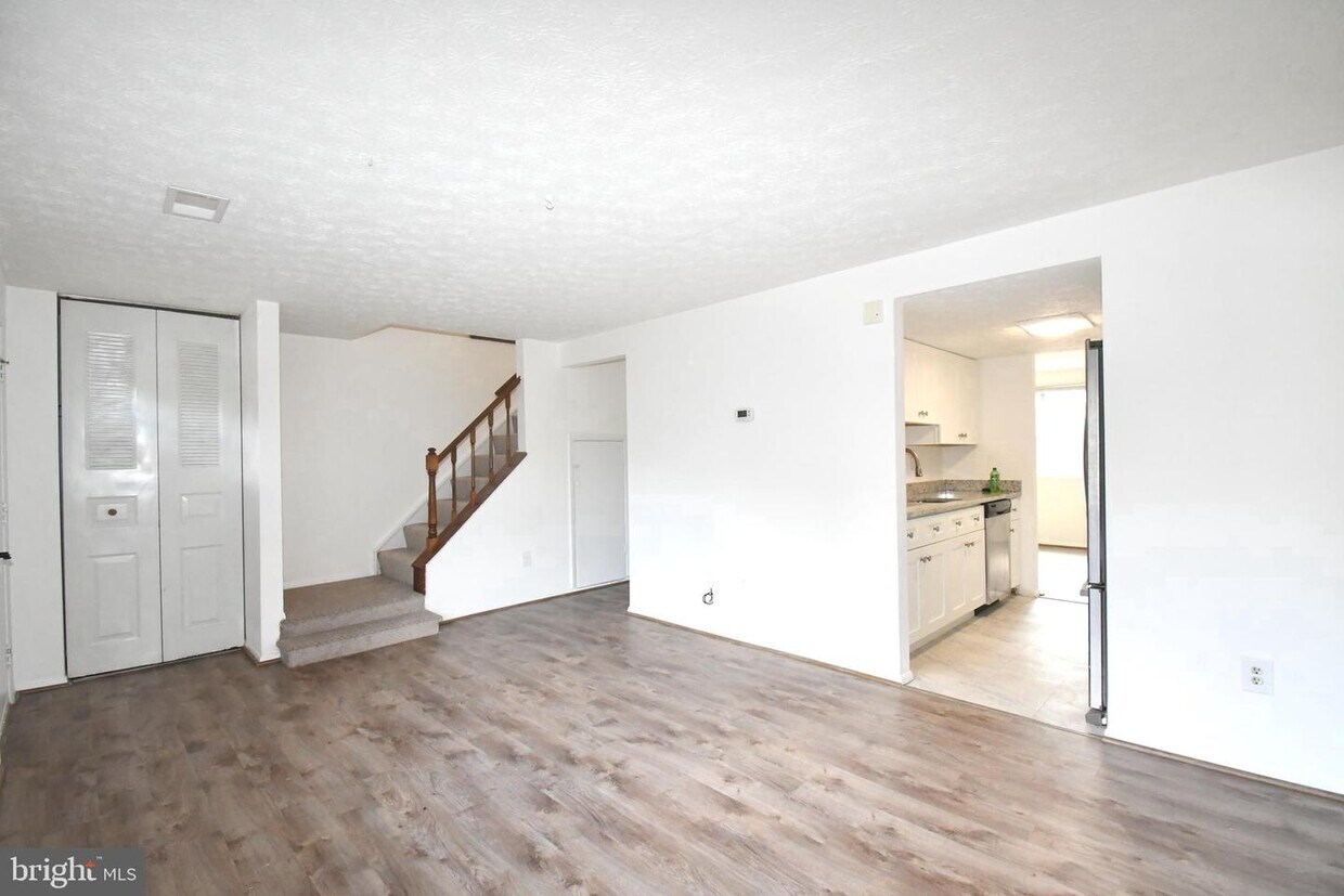 8340 Rocky Ct, Springfield, VA 22153 Townhome Rentals in