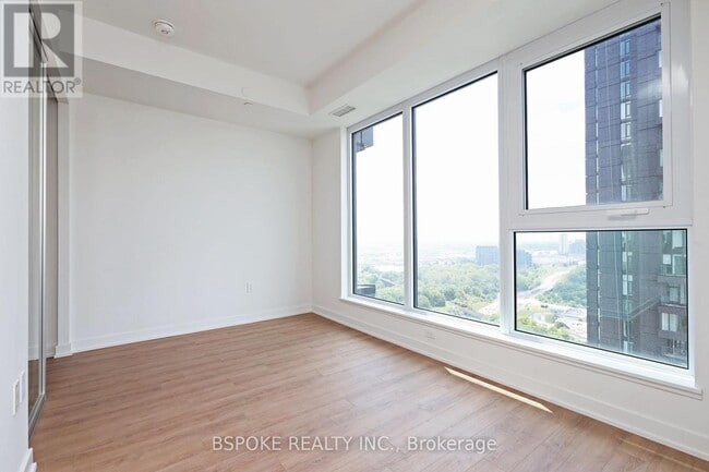 Building Photo - 5 Quarrington Ln