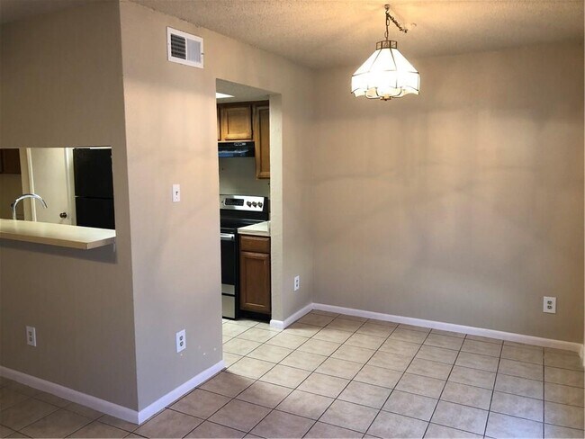 Foto del edificio - 13359 Water Oak Ln